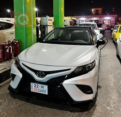 تۆیۆتا کامری